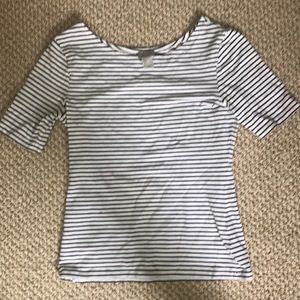 H & M stretchy tight fitting crew neck
